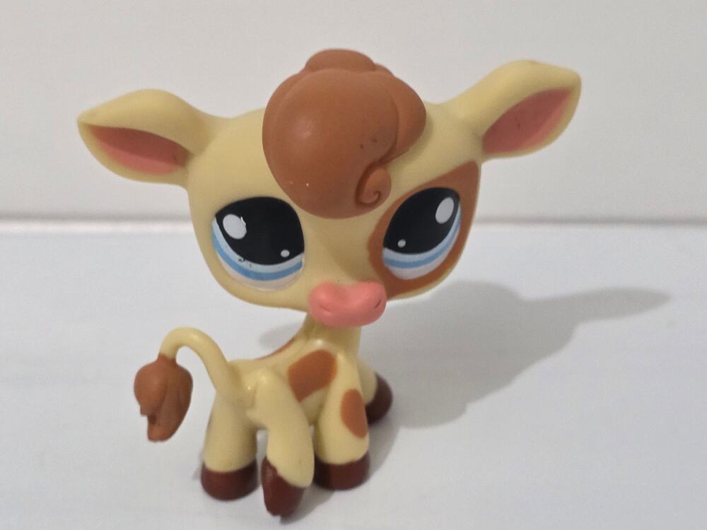 Hasbro Littlest Pet Shop #970 Cow 2007